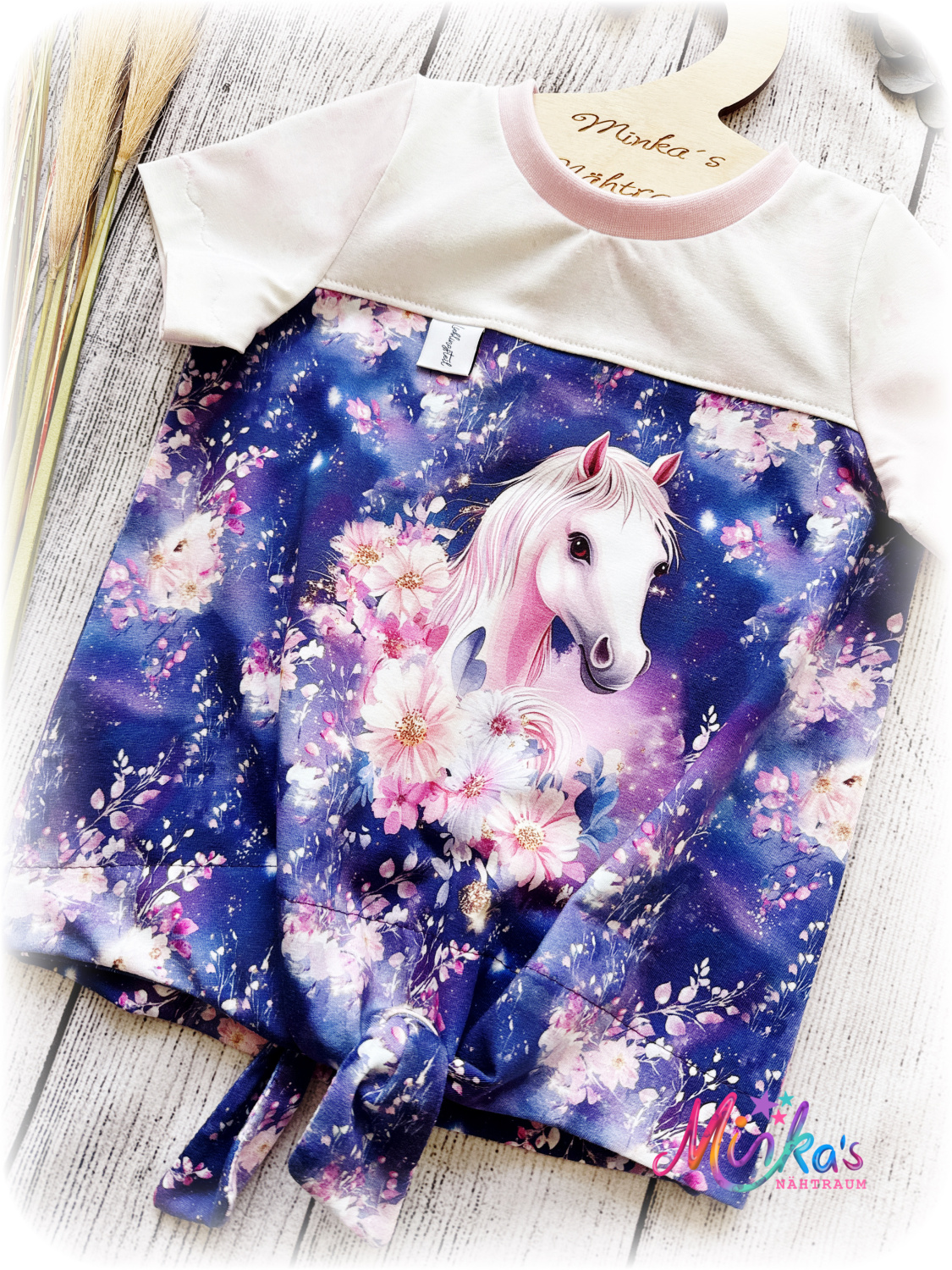 Knotenshirt "Blumenpferd" Gr. 122
