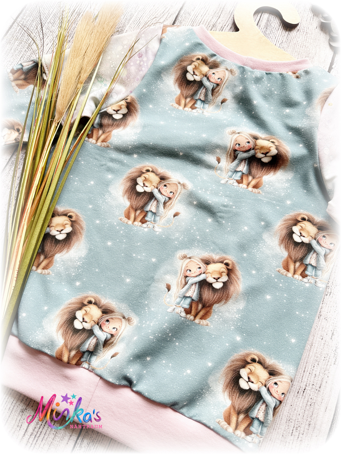 Rüschenpullover Löwenmädchen Gr. 134